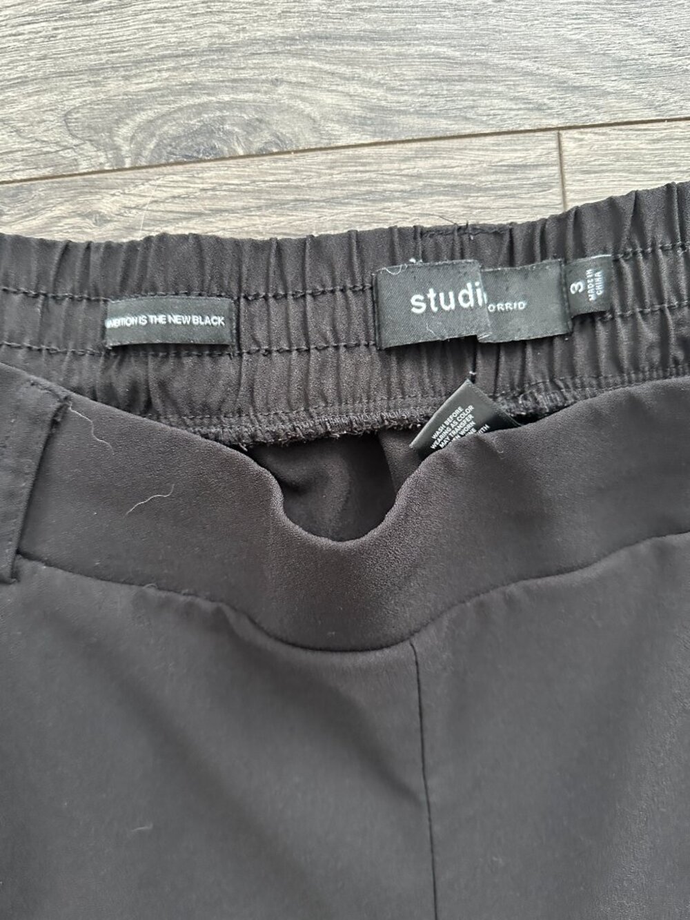 Torrid Pull-On Relaxed Taper Studio Refined Crepe High-Rise Pant 3 Regular - Picture 2 of 5